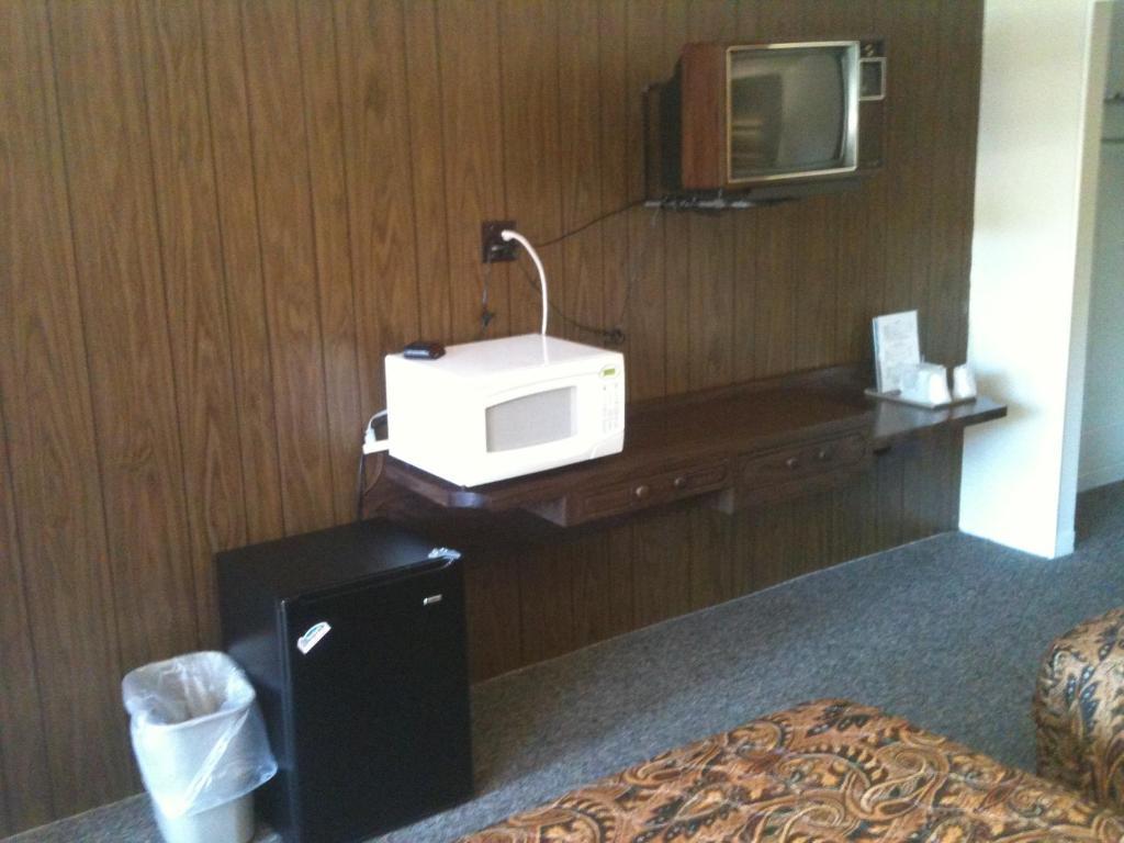 Teton Gables Motel Jackson Room photo